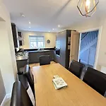 Sandy Paws - Part Of The The Bay Village With Pool, Gym And Direct Access, Pub, Restaurant, Tennis And Meadows Walks * Filey