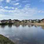 Sandy Paws - Part Of The The Bay Village With Pool, Gym And Direct Access, Pub, Restaurant, Tennis And Meadows Walks * Filey