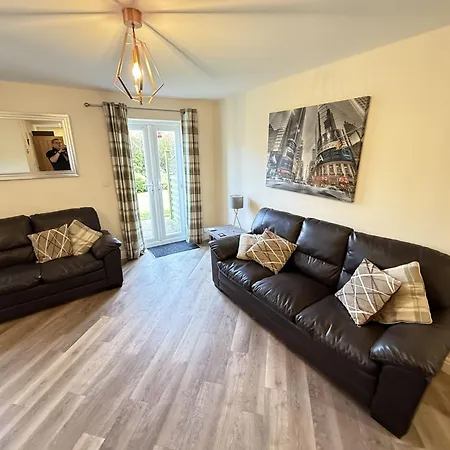 Sandy Paws - Part Of The The Bay Village With Pool, Gym And Direct Access, Pub, Restaurant, Tennis And Meadows Walks Holiday home